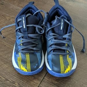 Youth under armour shoes